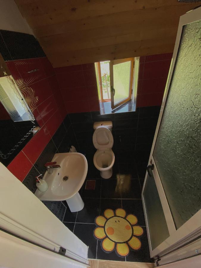 Rexhepi, Valbone Guest house *