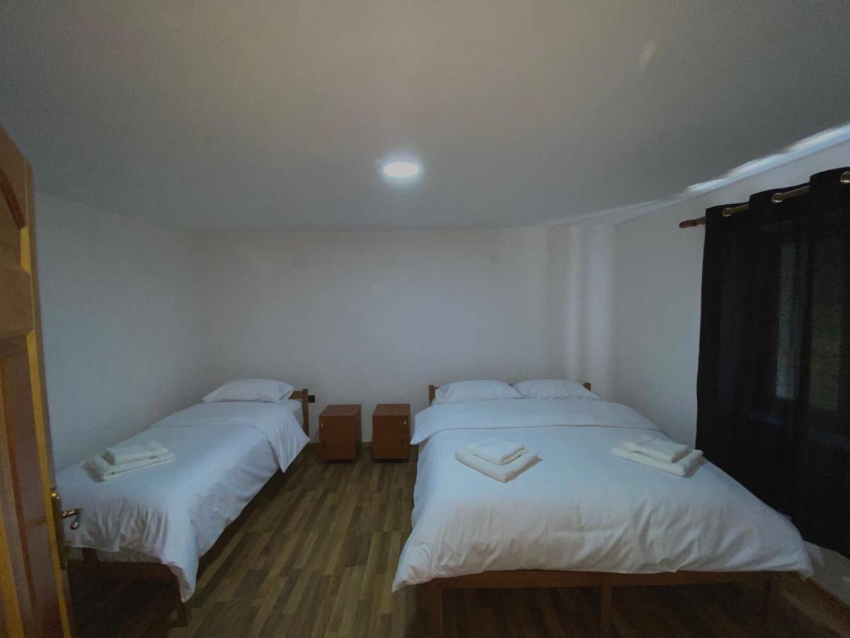 Rexhepi, Valbone Guest house